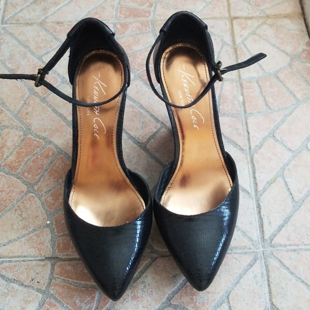 Kenneth Cole Wedges